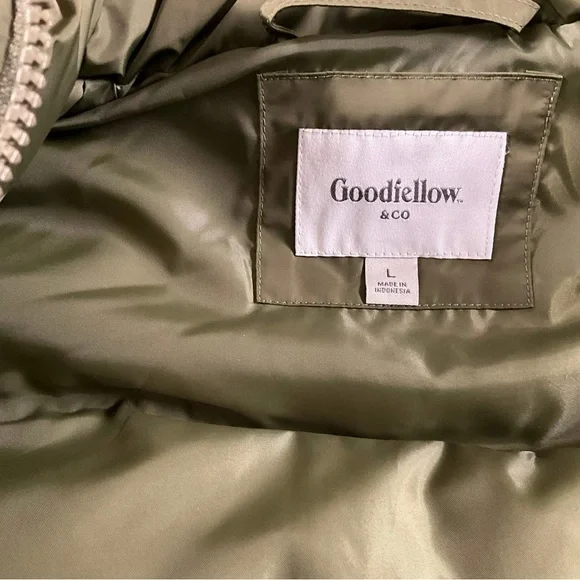Goodfellow & Co Olive Green Puffer Vest - Picture 8 of 11